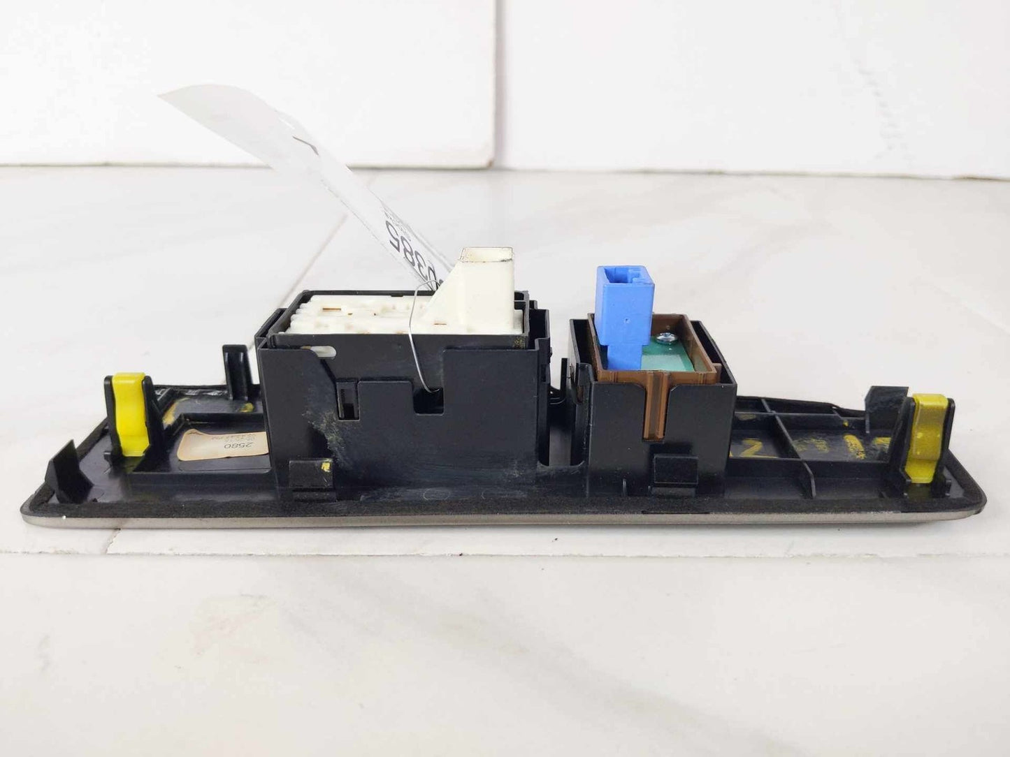 Door Switch Front LEXUS ES350 13 14 15 16 17 185