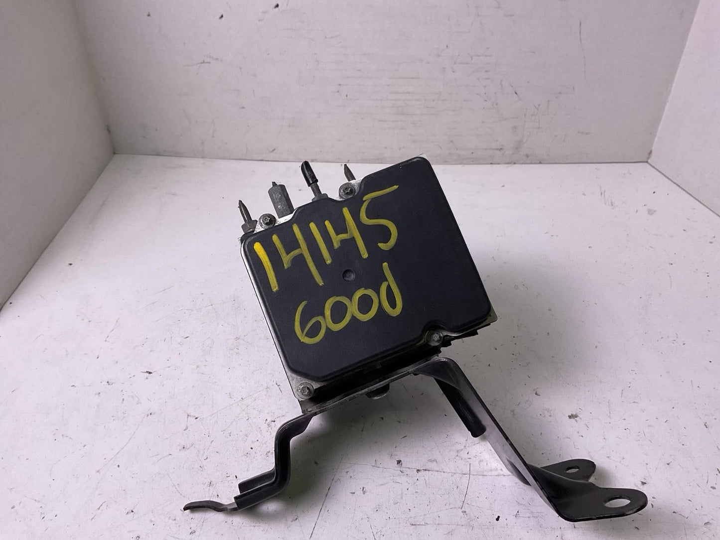 Anti-lock Brake Parts TOYOTA CAMRY 10 114