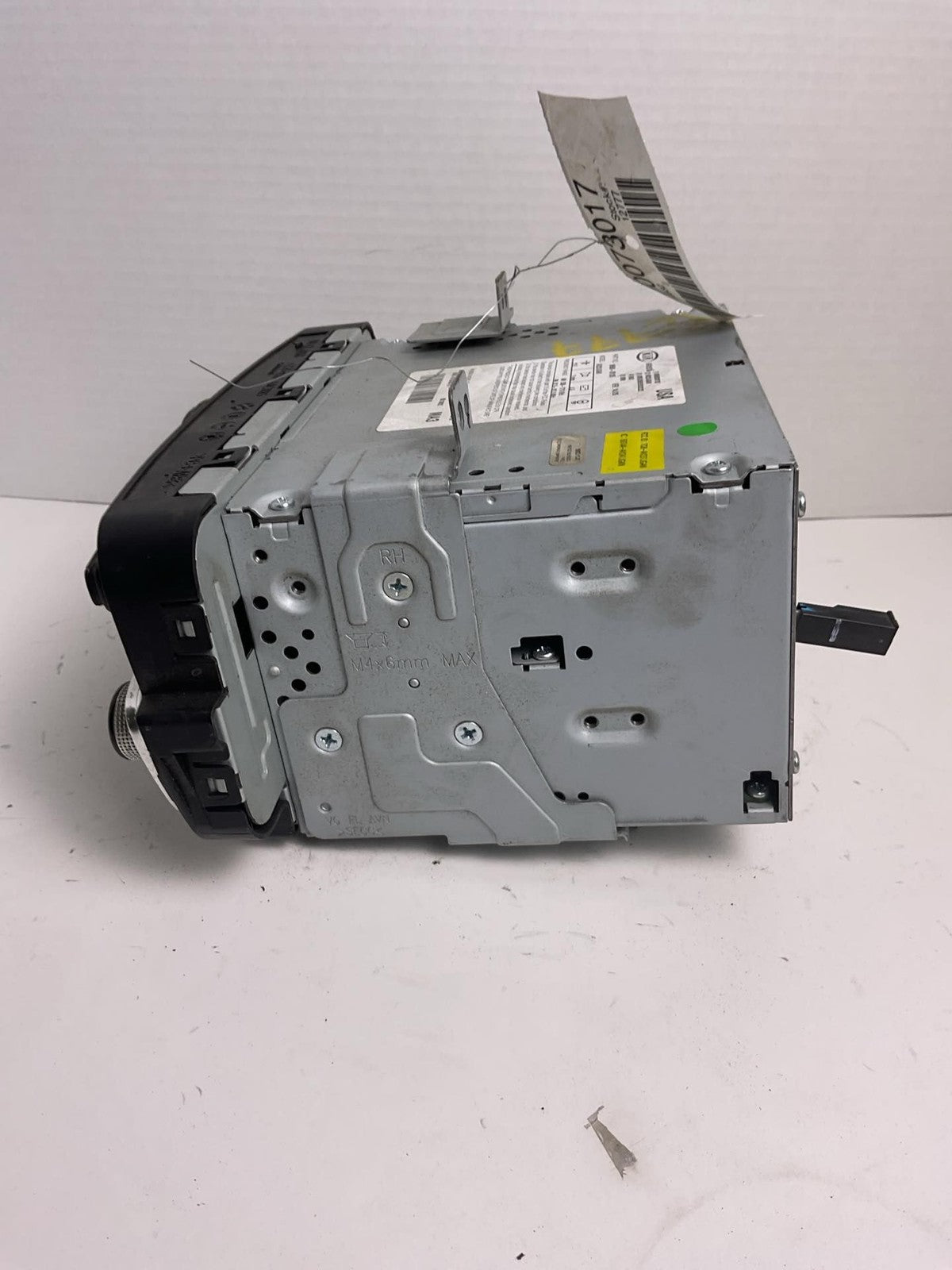 Audio & Visual Equip.(radio) KIA CADENZA 14 15 164