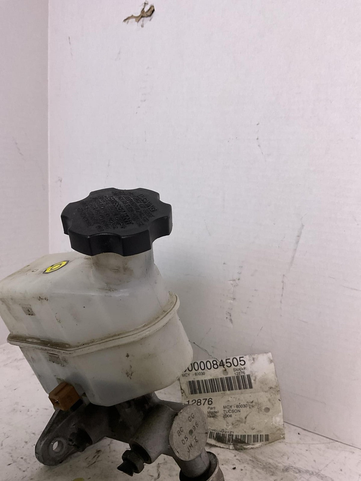 Master Cylinder HYUNDAI TUCSON 05 064