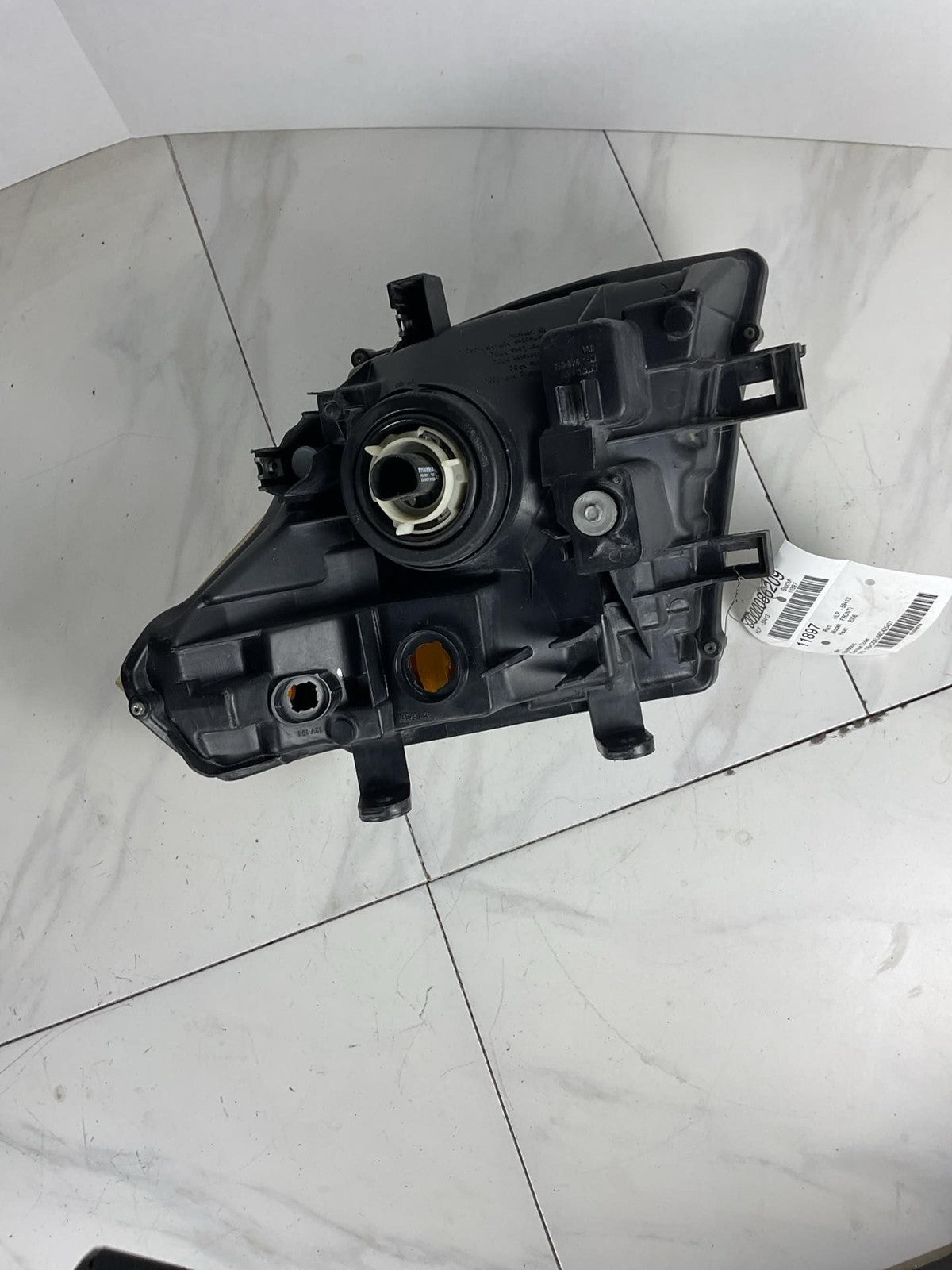 Headlamp Assembly NISSAN FRONTIER Right 05 06 07 085
