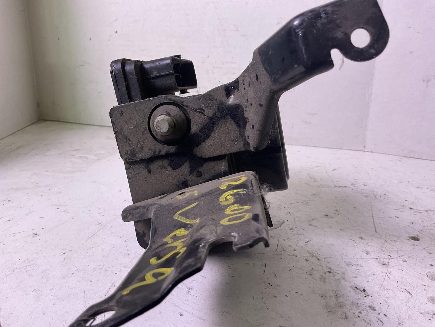 Anti-lock Brake Parts NISSAN VERSA 14 15 16 17 18 193