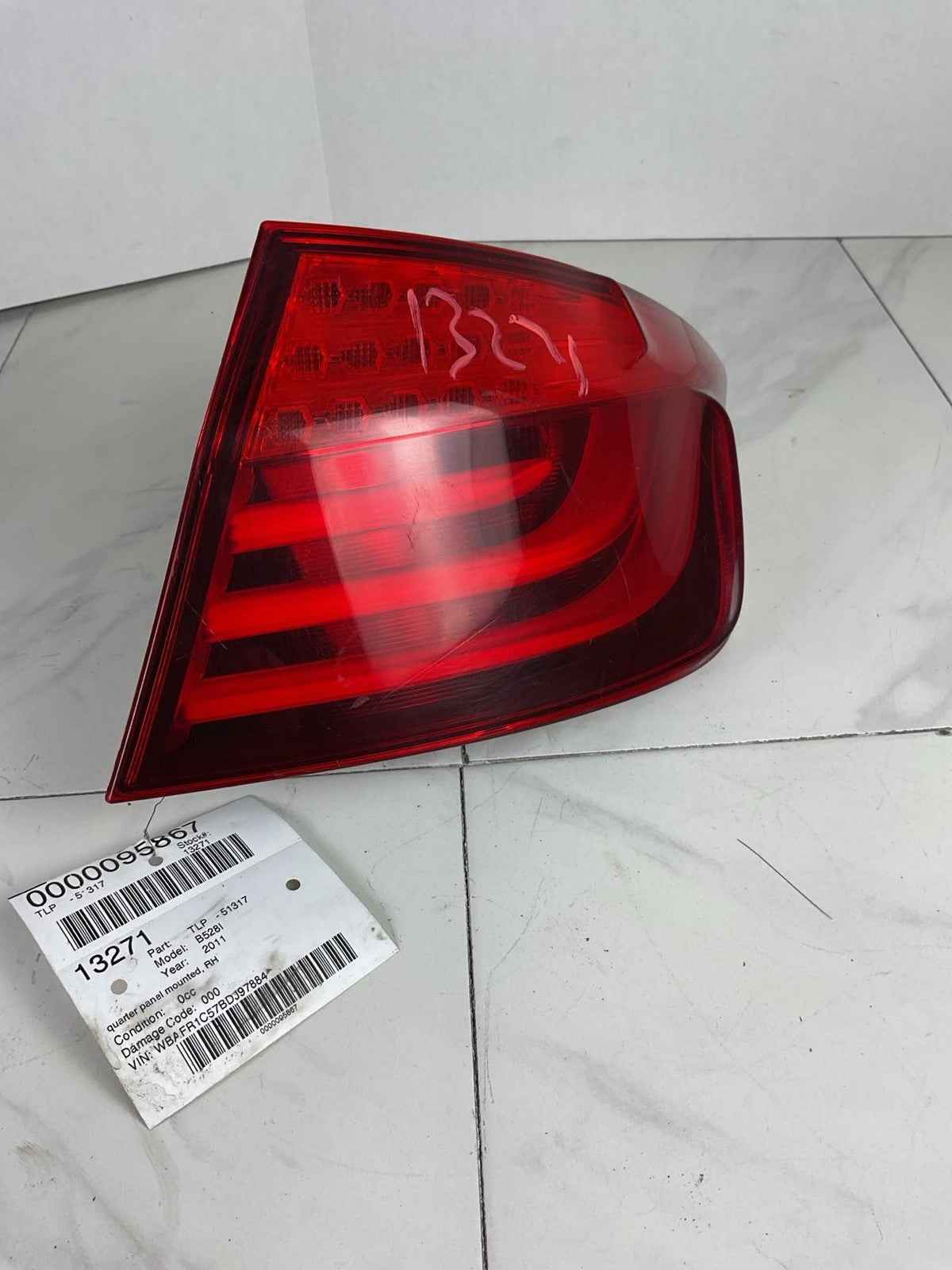Tail Light Assembly BMW 528I Right 11 12 130