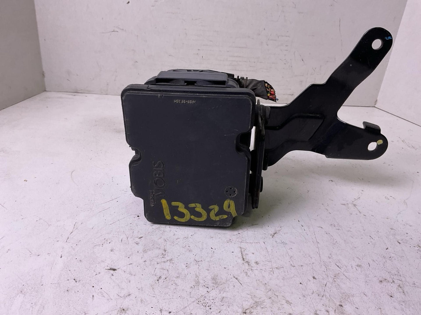 Anti-lock Brake Parts KIA FORTE 14 15 164