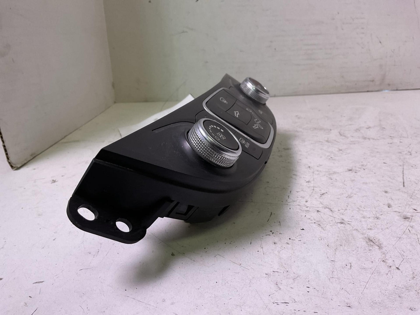 Heater A/c Control CHEVY MALIBU 183