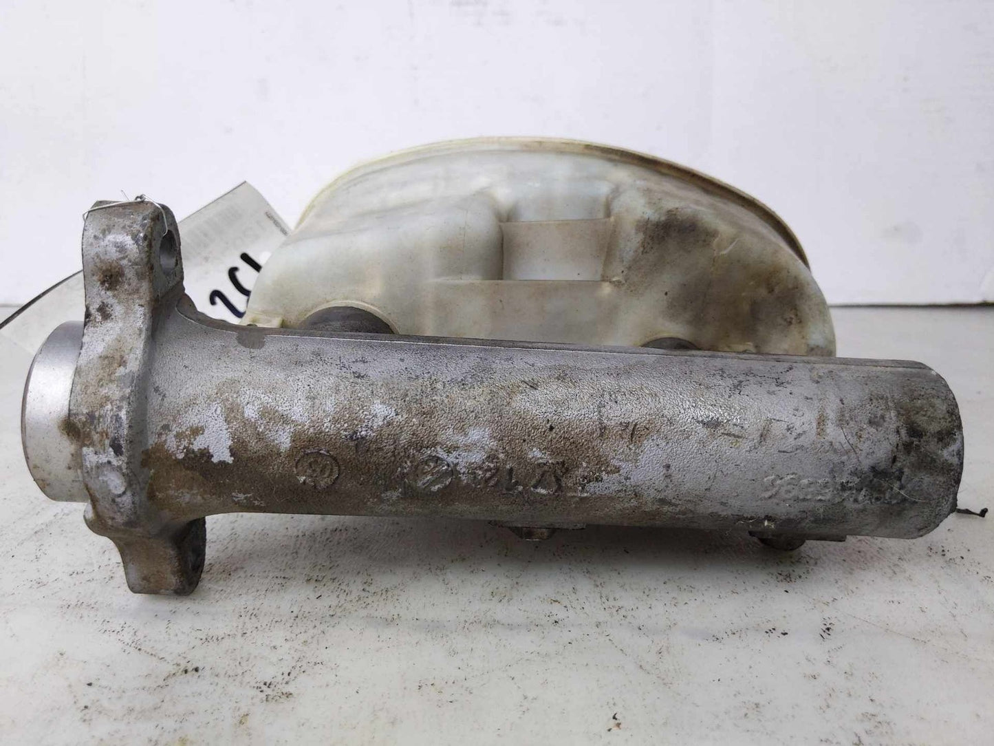 Master Cylinder CHEVY SILVERADO 1500 03 04 05 06 075