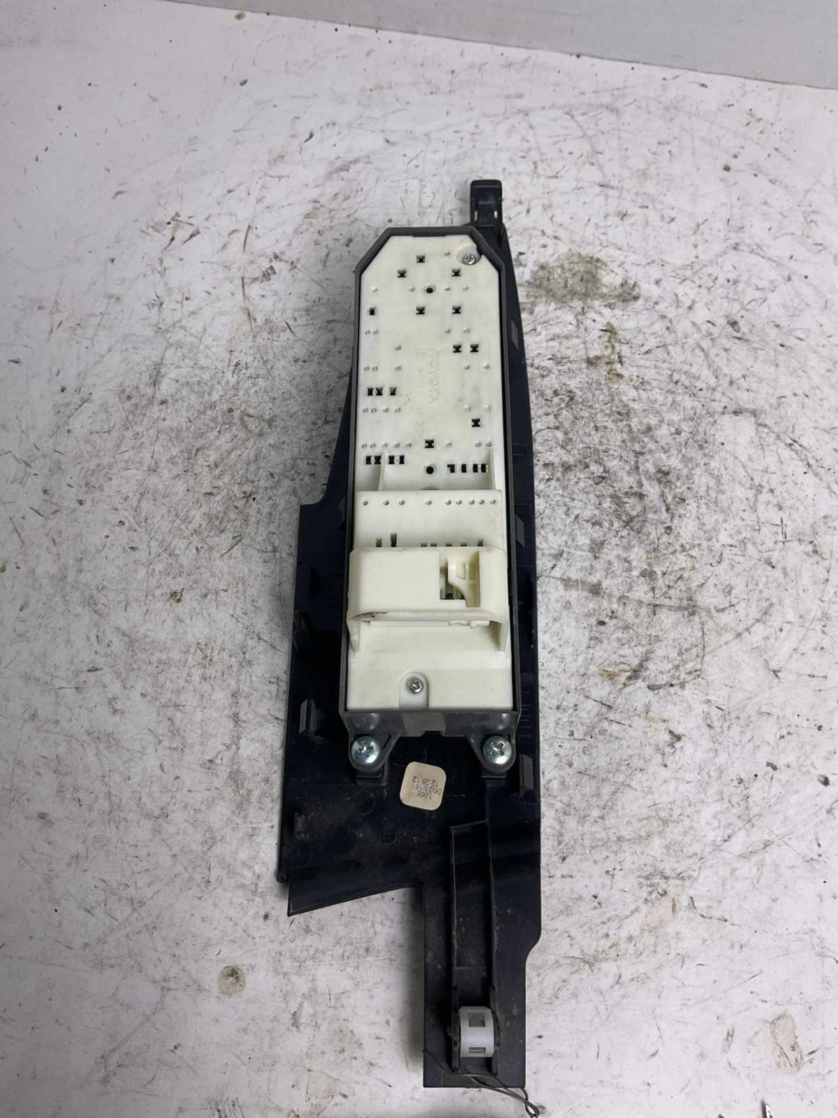 Door Switch Front TOYOTA COROLLA 14 15 16 17 18 191