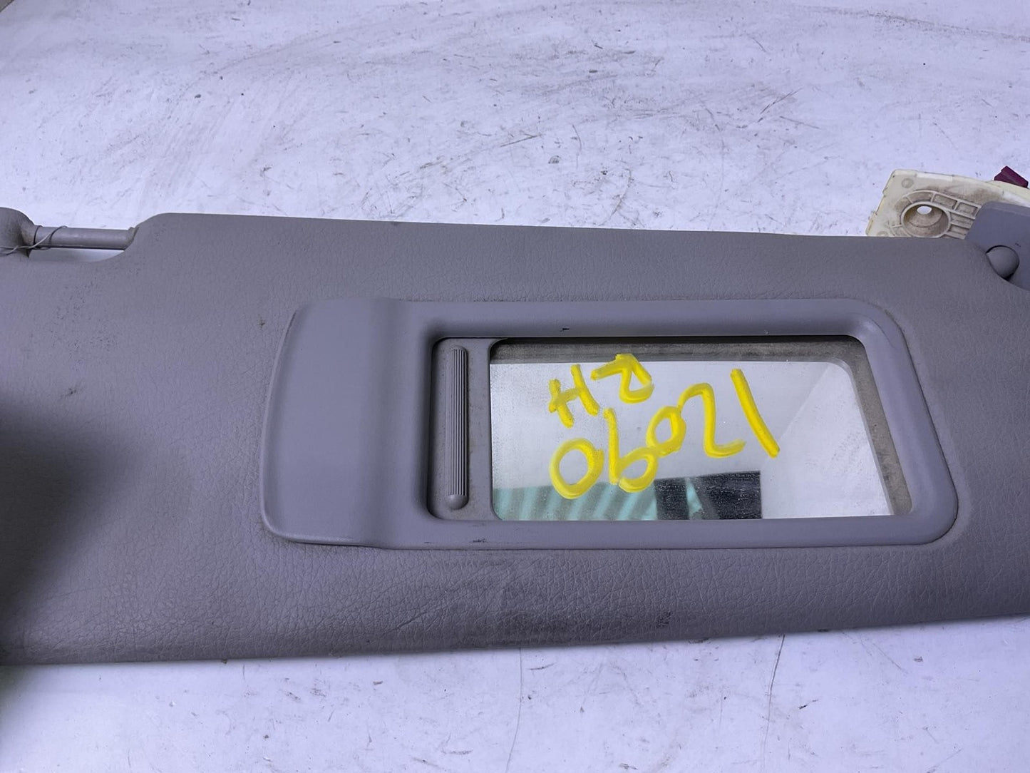 Sun Visor BMW 528I Right 11 12 13 14 15 162