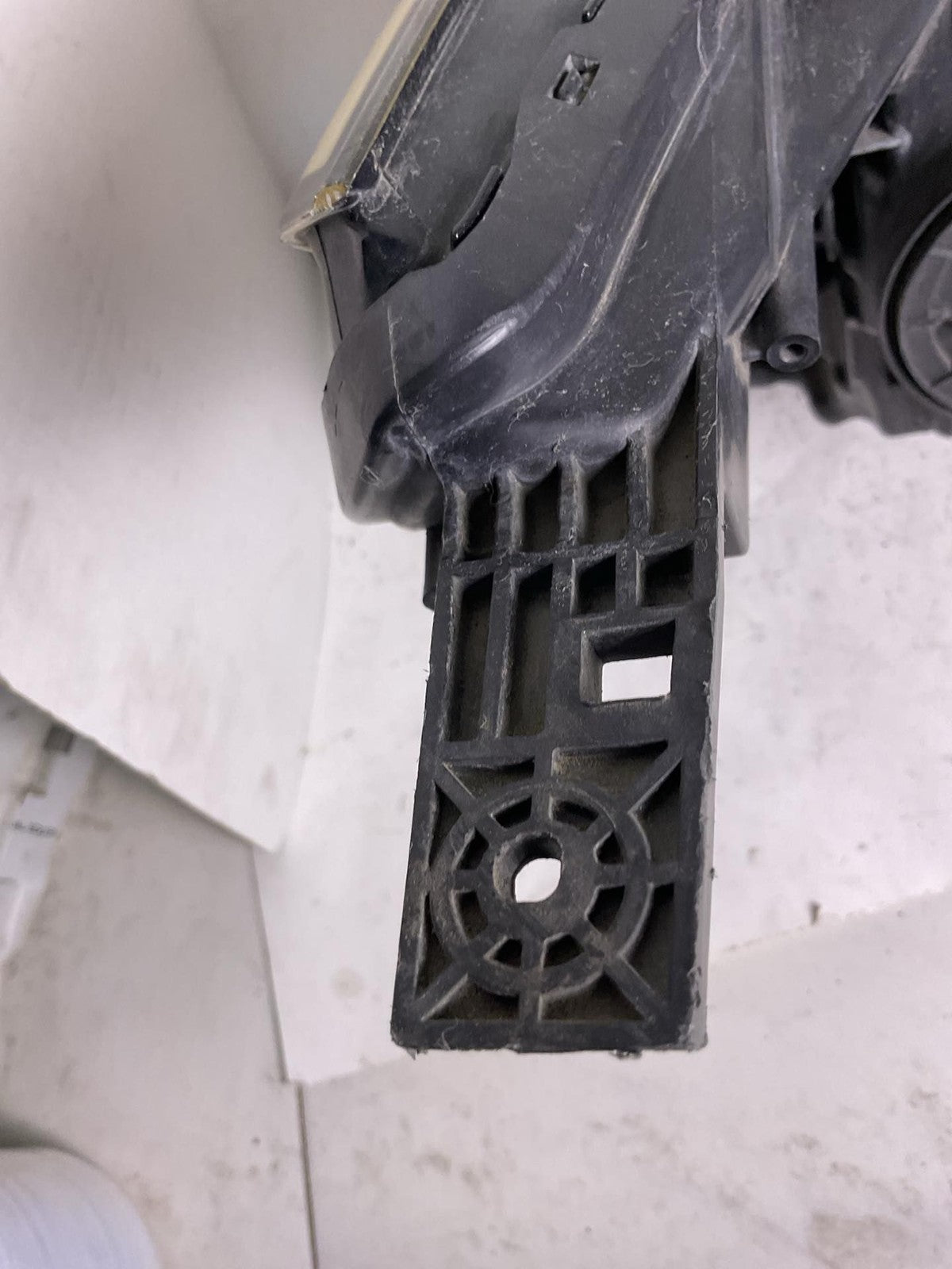 Headlamp Assembly BUICK LACROSSE Left 14 15 164