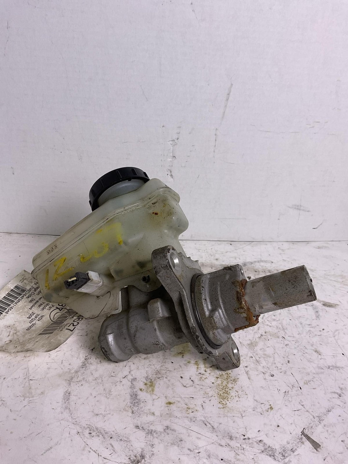 Master Cylinder INFINITI G37 08 09 10 11 12 131