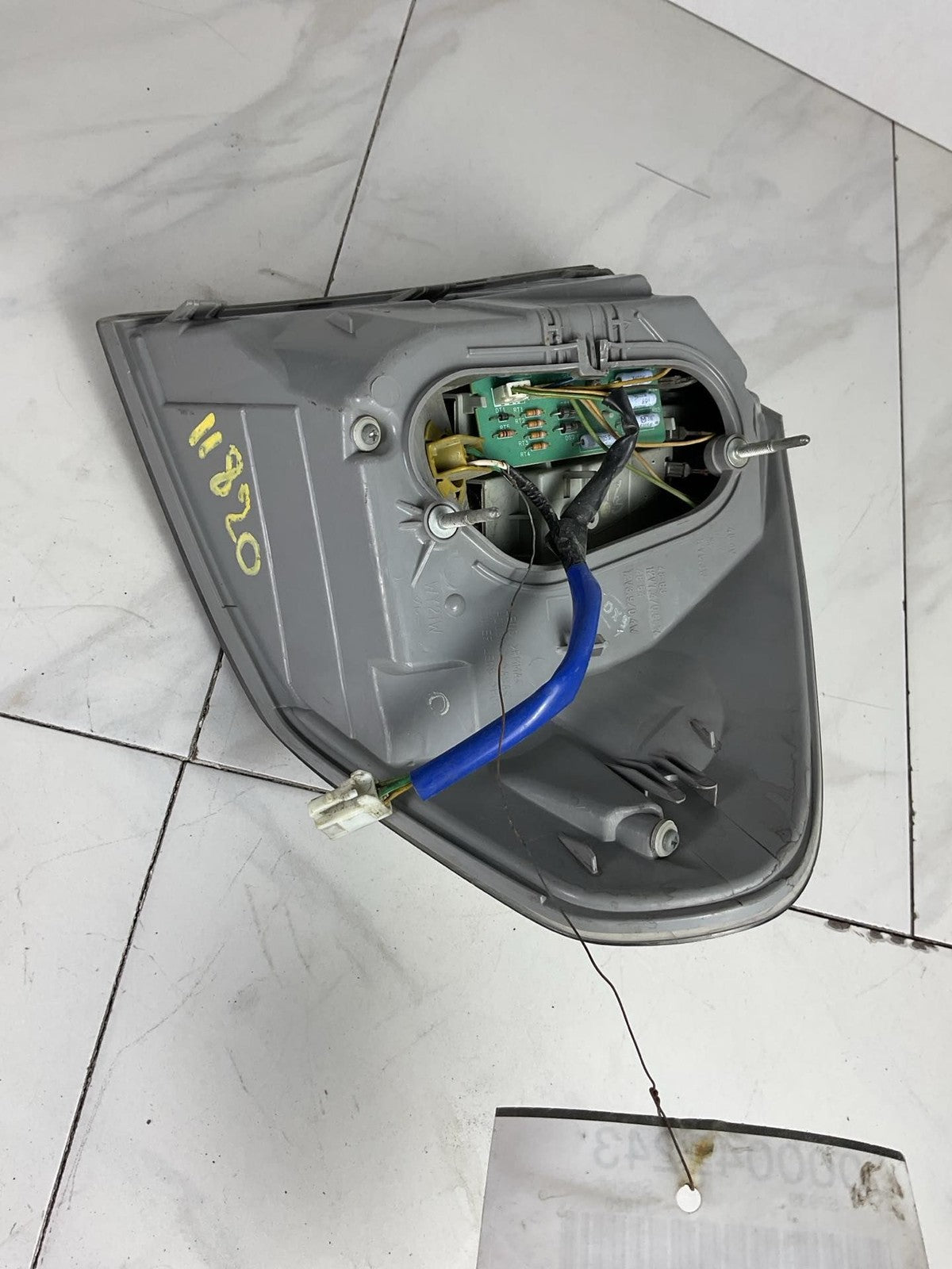 Tail Light Assembly LEXUS RX400 HYBRID Left 06 075