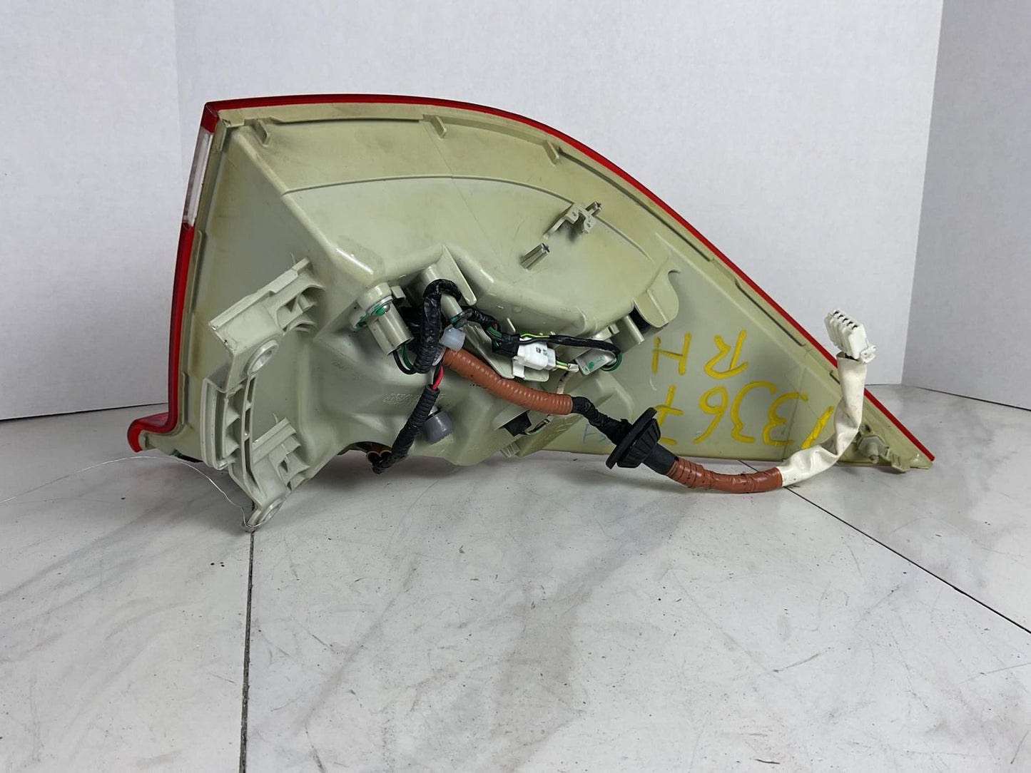 Tail Light Assembly HONDA INSIGHT Right 10 116