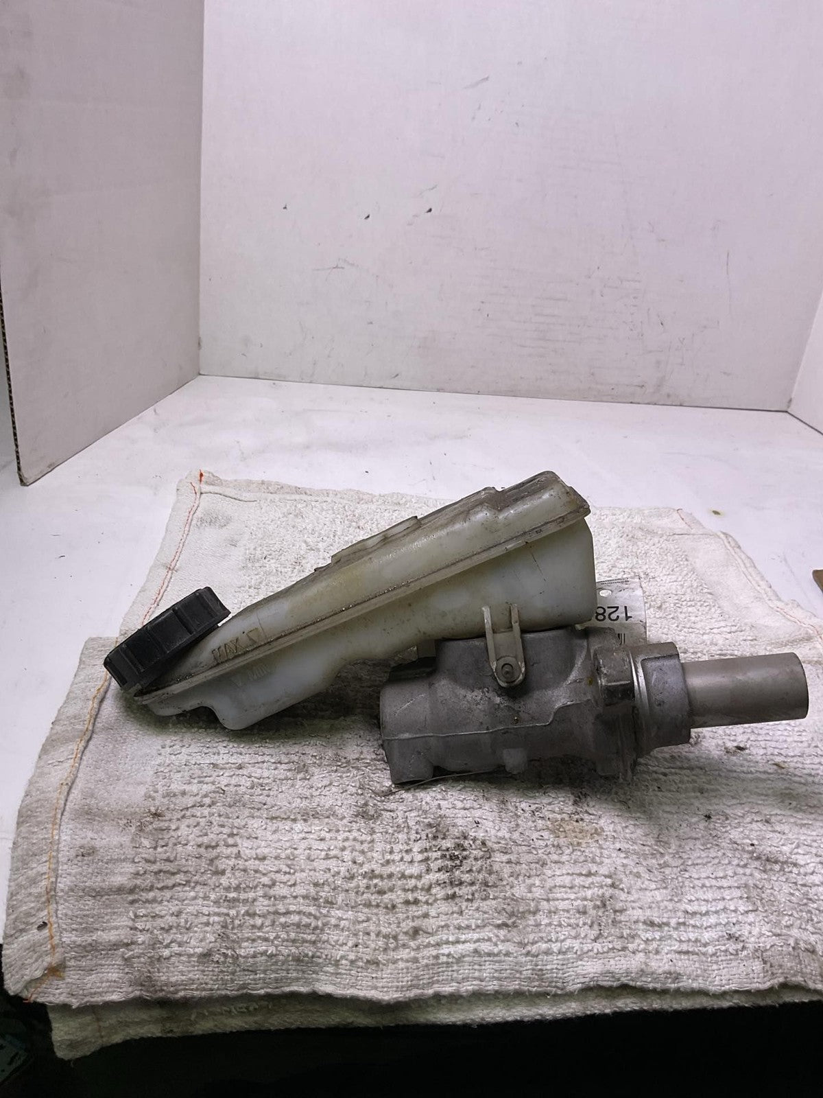 Master Cylinder FORD FOCUS 12 13 14 15 16 17 182