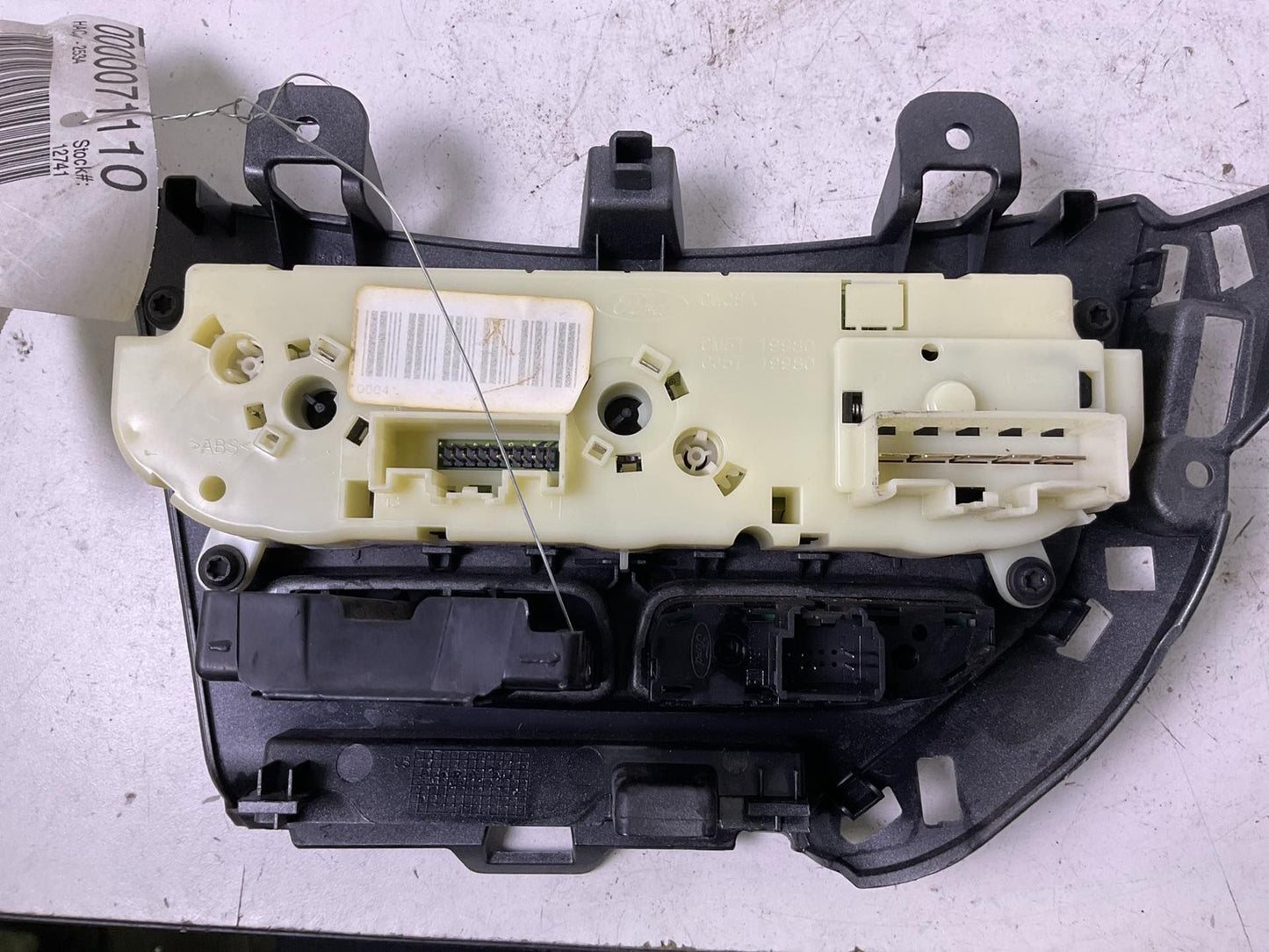 Heater A/c Control FORD FOCUS 13 143