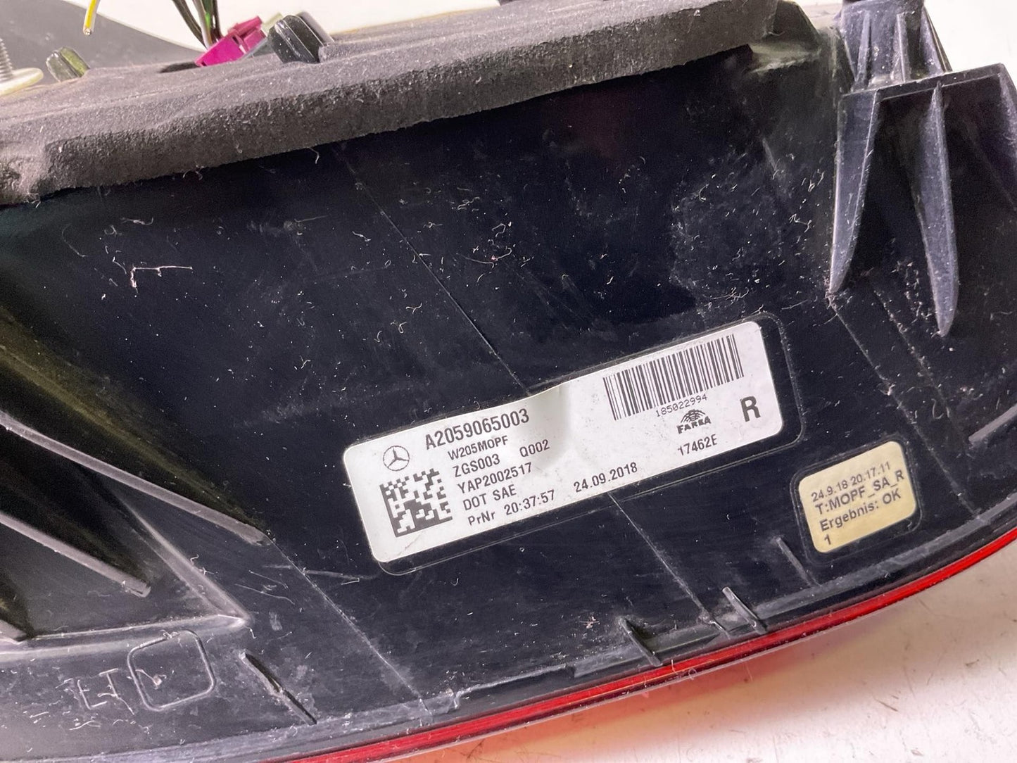 Tail Light Assembly MERCEDES C-CLASS Right 19 20 216