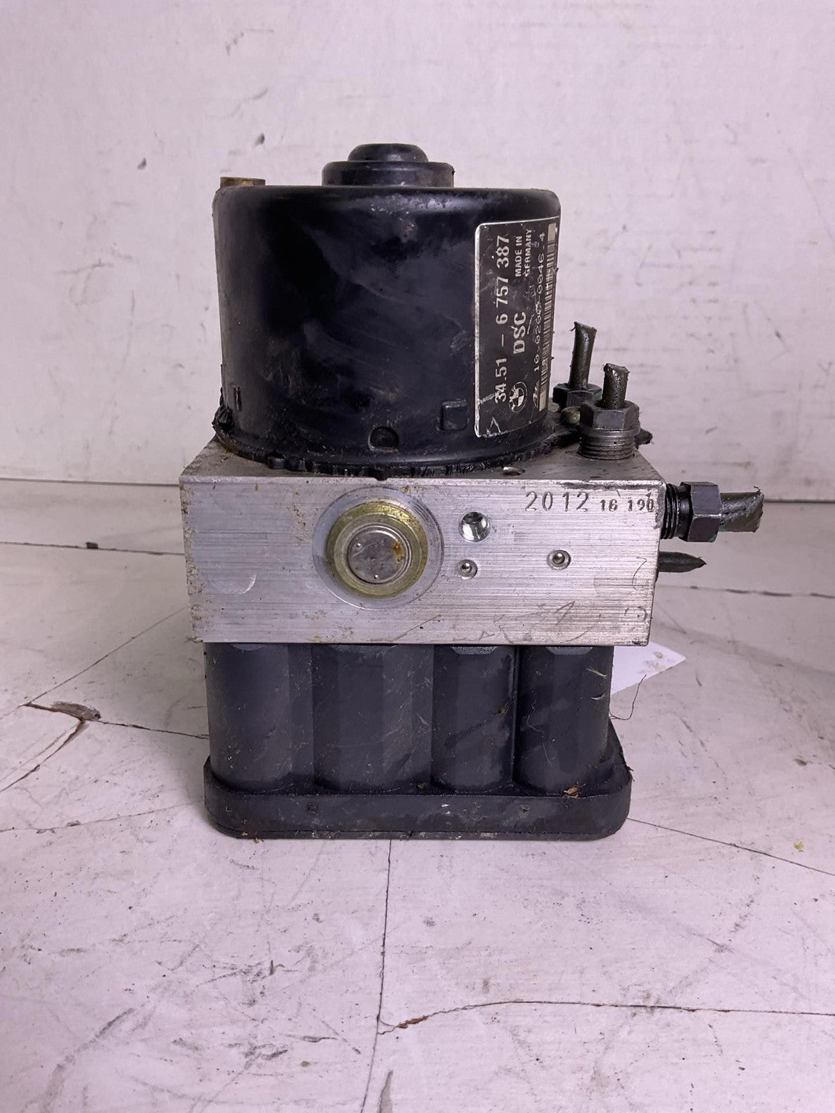 Anti-lock Brake Parts BMW 330I 010