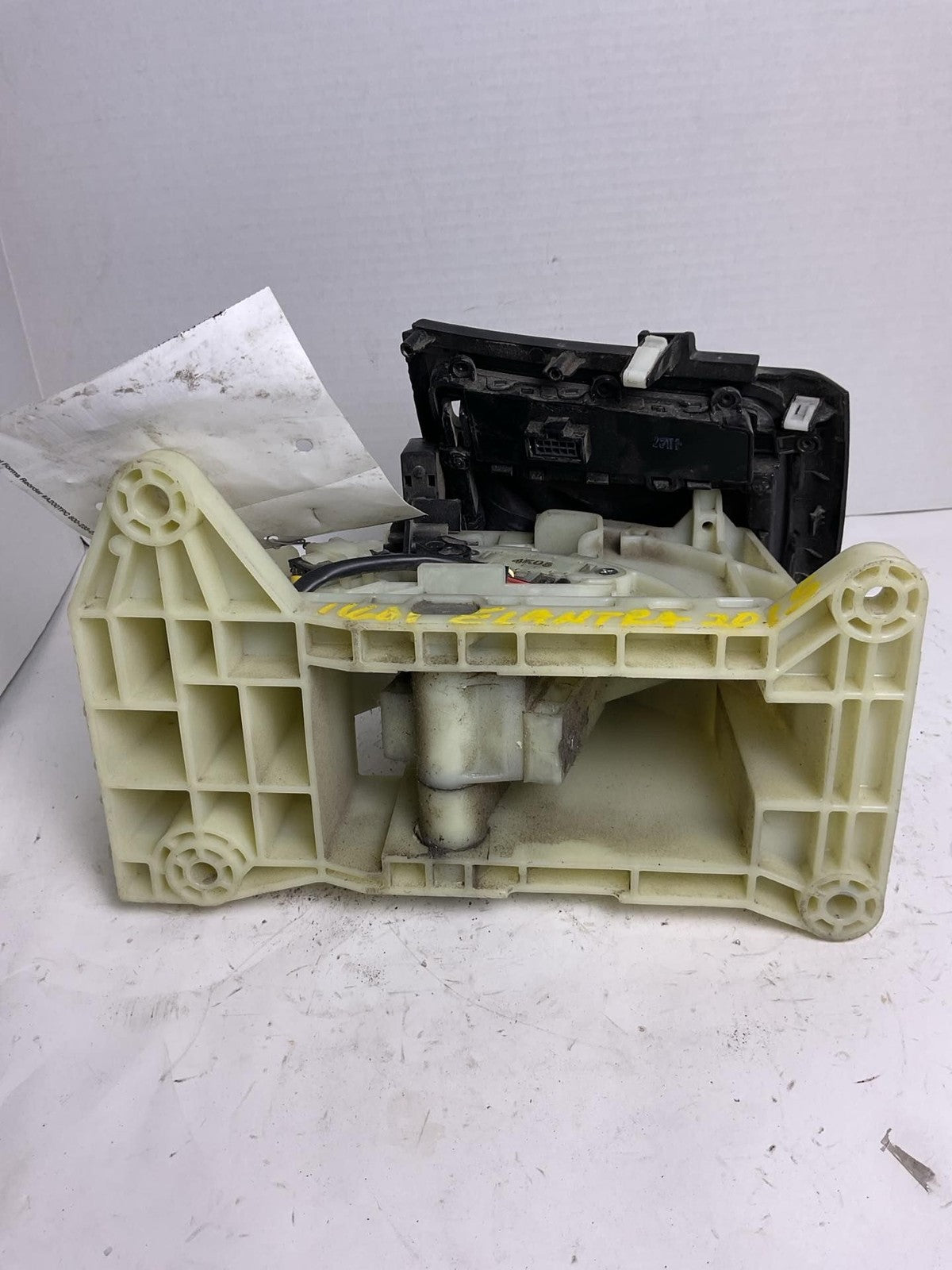 Floor Shifter HYUNDAI ELANTRA 13 14 15 16 174