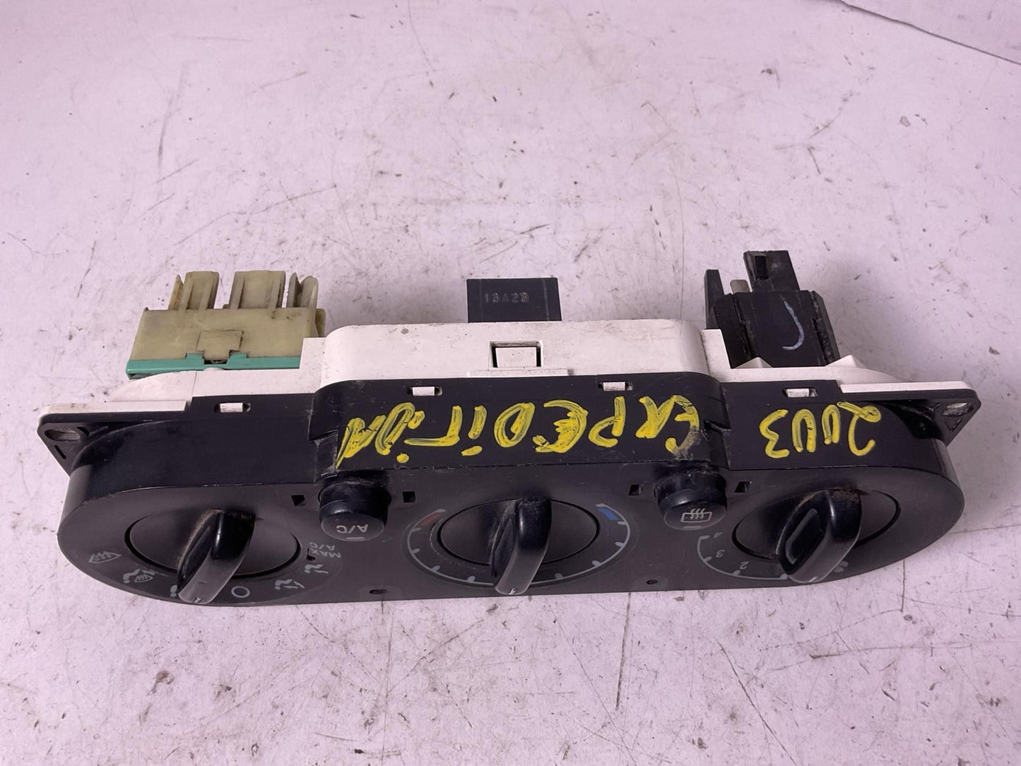 Heater A/c Control FORD EXPEDITION 03 04 05 064