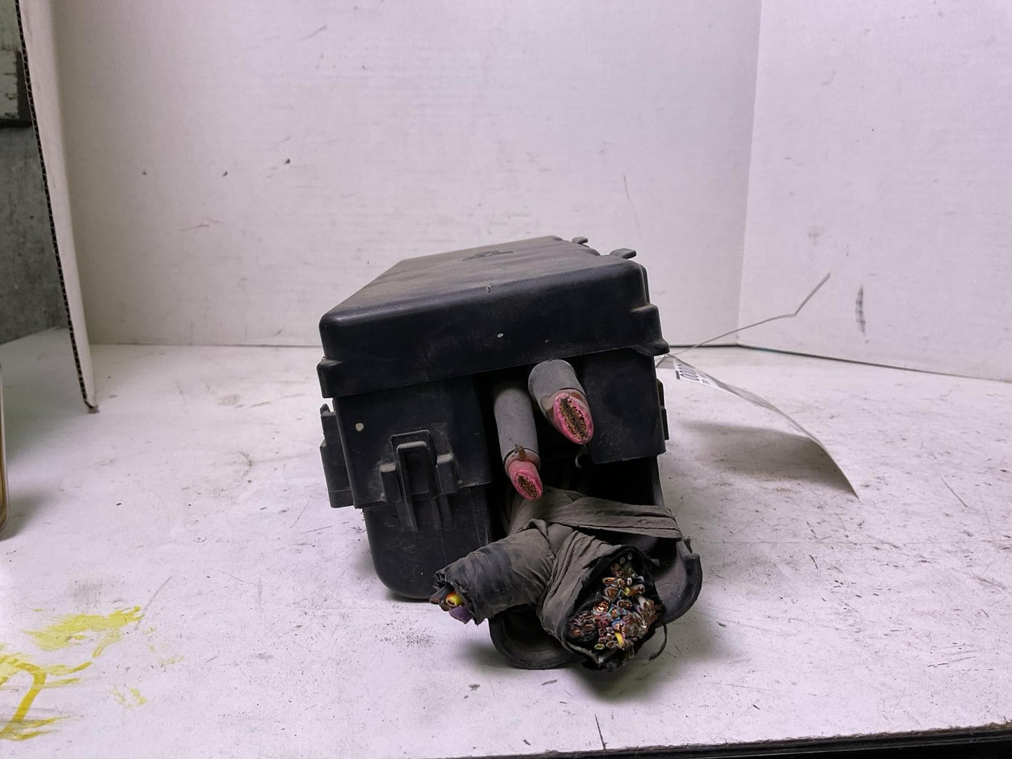 Engine Fuse Box FORD PICKUP F150 11 12 13 143