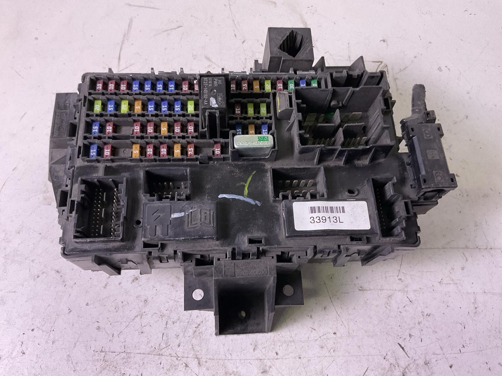 Engine Fuse Box FORD EXPEDITION 150