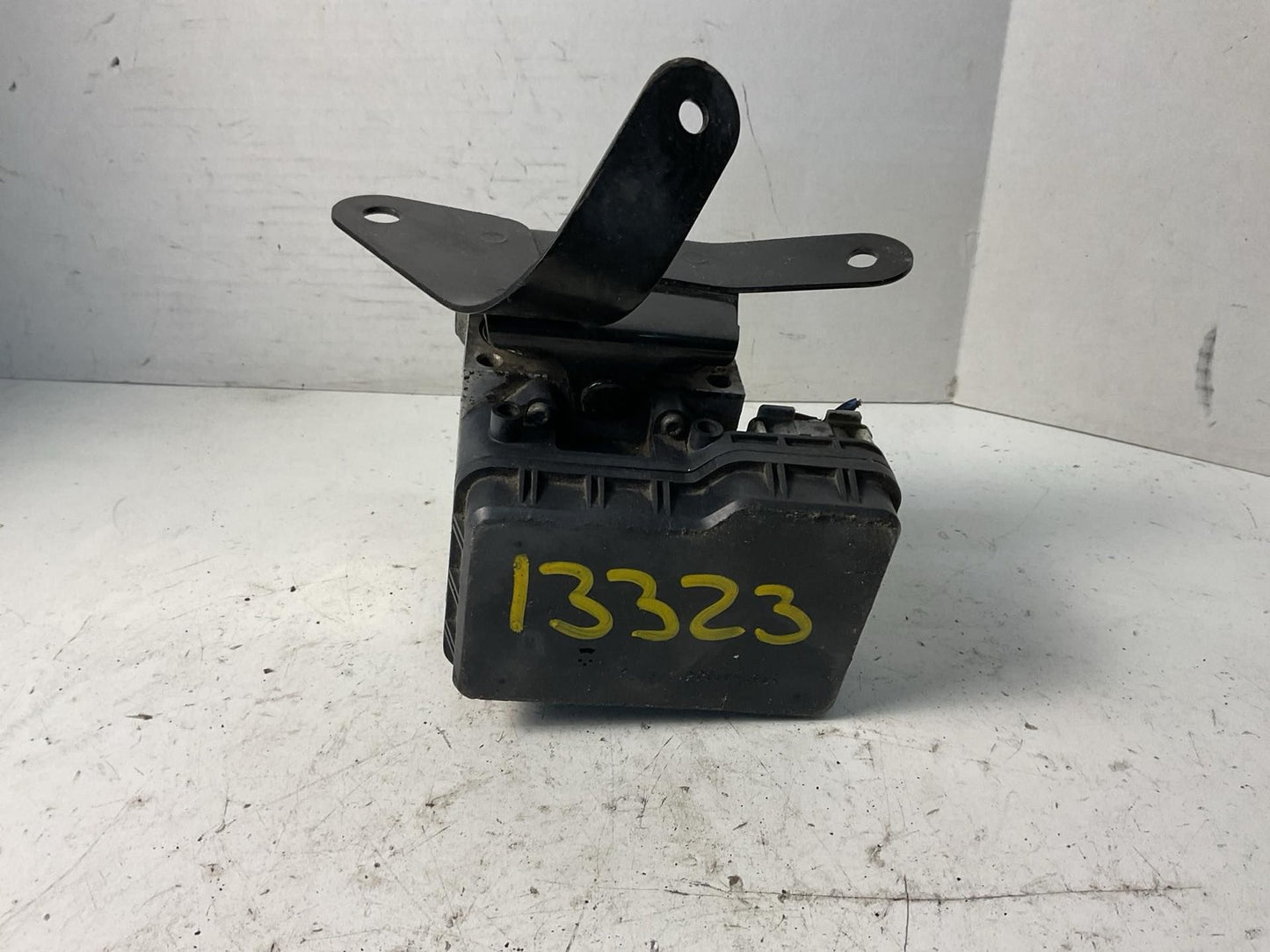 Anti-lock Brake Parts TOYOTA TUNDRA 05 064