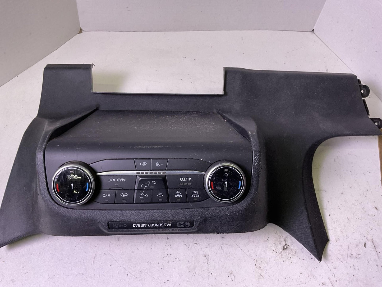 Heater A/c Control FORD ESCAPE 22 23 245