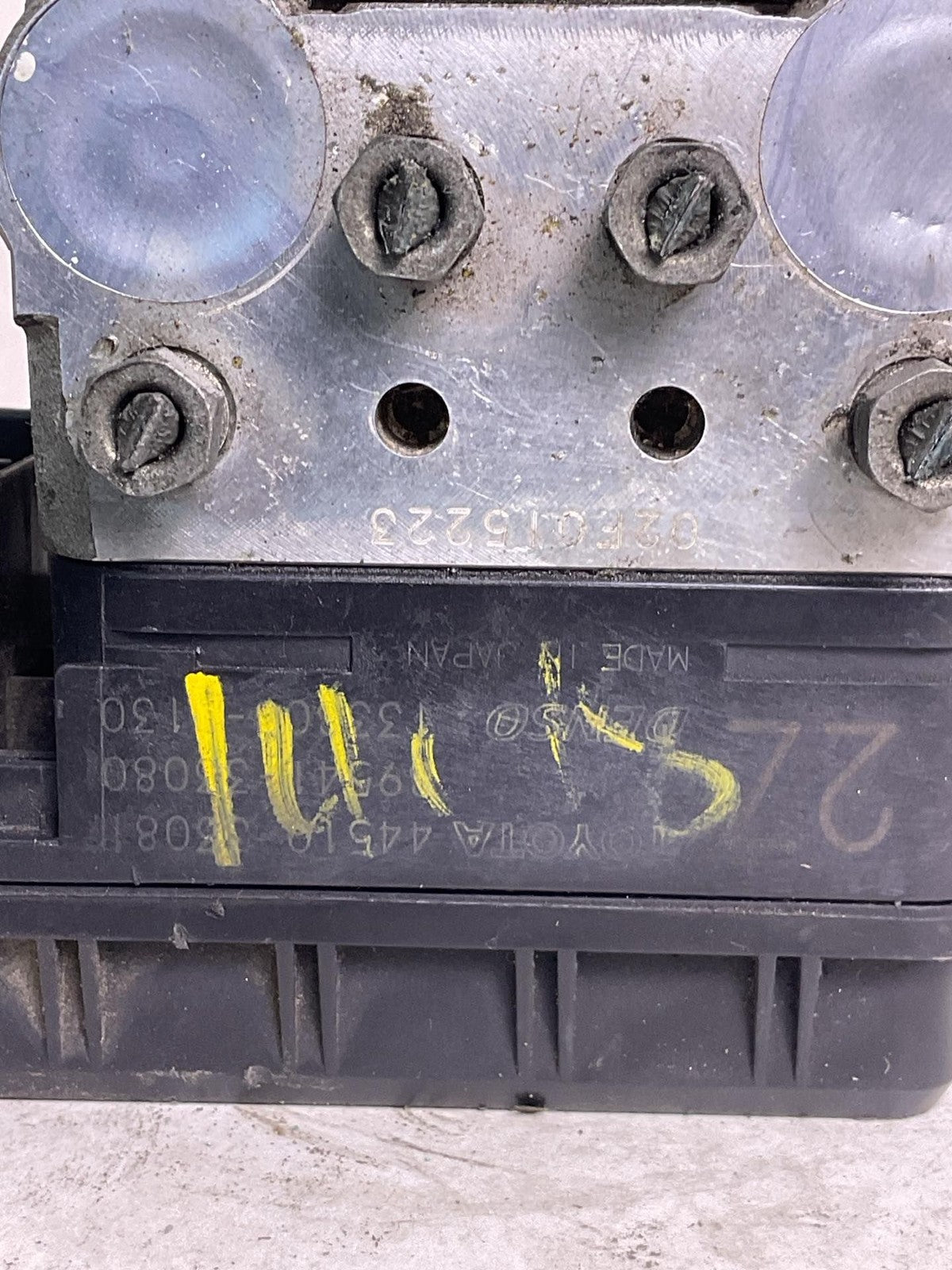 Anti-lock Brake Parts LEXUS ES330 04 05 065