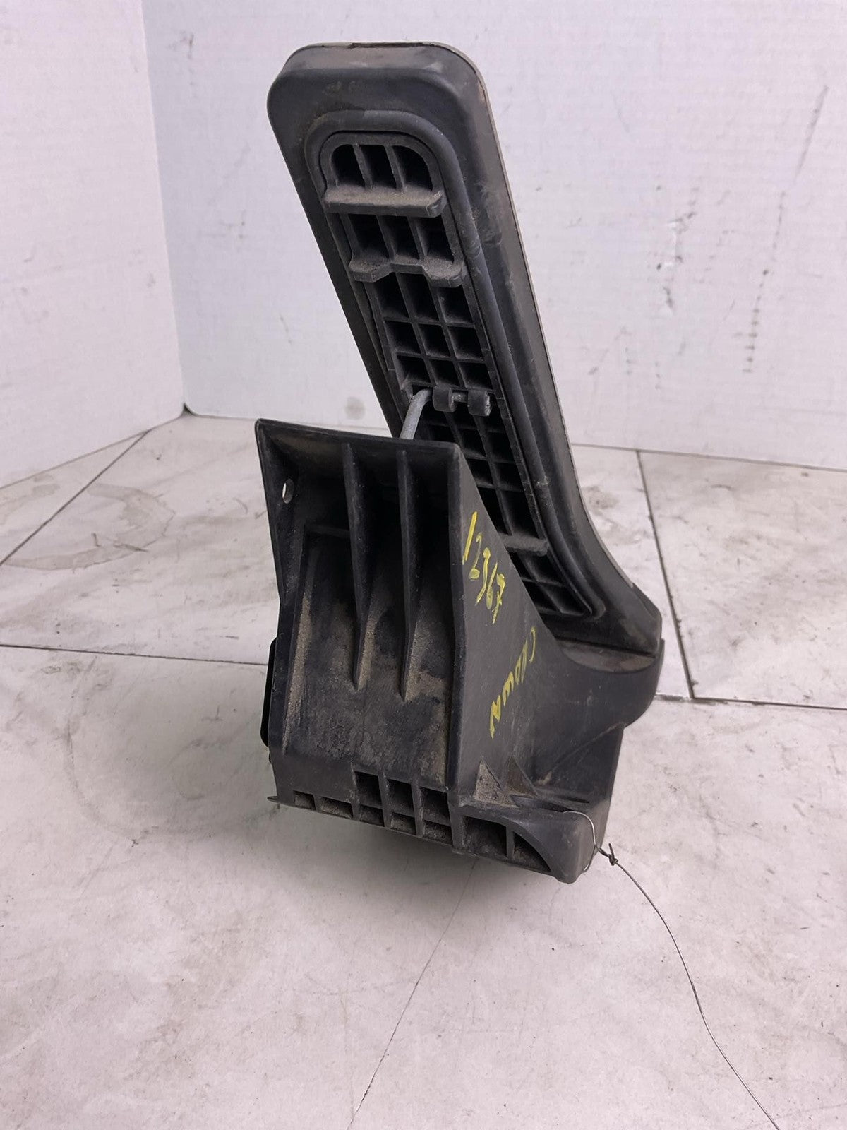 Gas Pedal MERCEDES C-CLASS 101