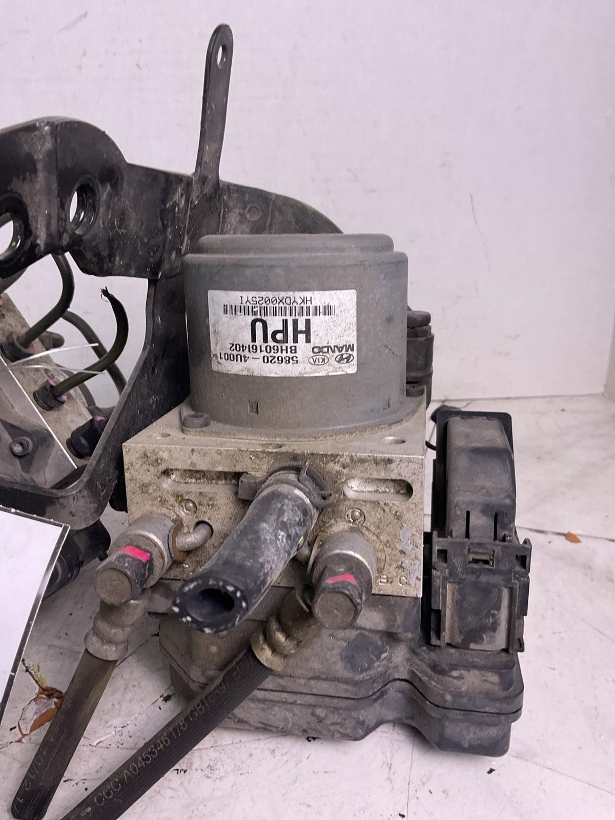 Anti-lock Brake Parts KIA OPTIMA 11 12 132