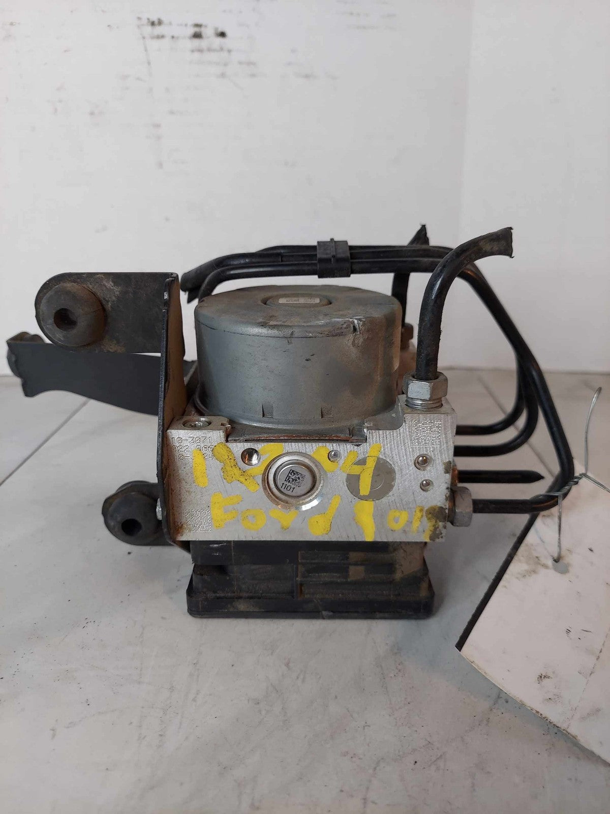 Anti-lock Brake Parts for 2017-2019 FORD ESCAPE3