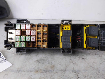 Chassis Brain Box (power supply includes fuse box) JEEP GRAND CHEROKEE 071