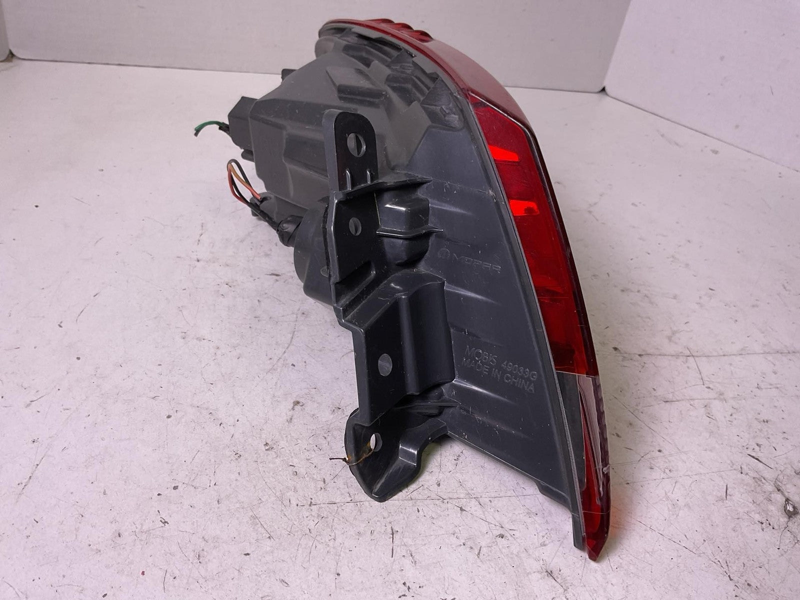 Tail Light Assembly CHRYSLER 200 Right 15 161