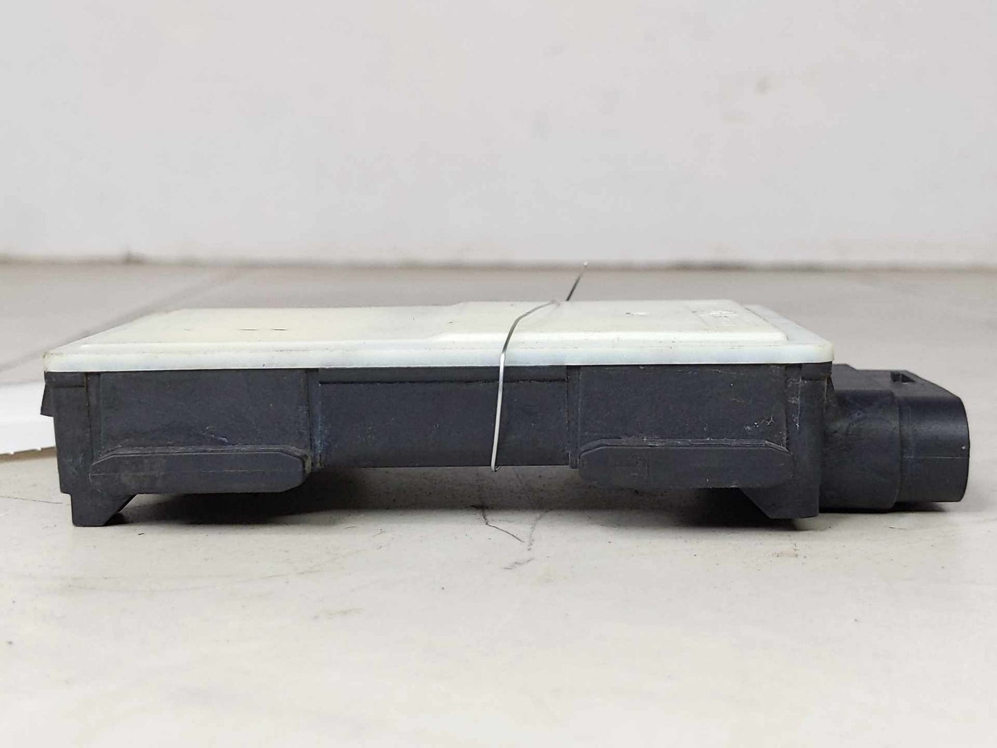 Chassis Brain Box BMW 840I 225