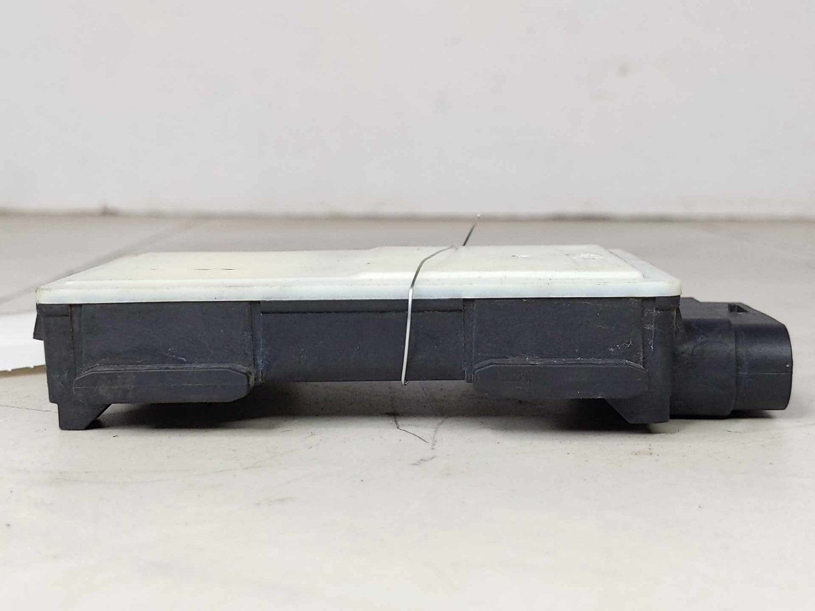 Chassis Brain Box BMW 840I 225