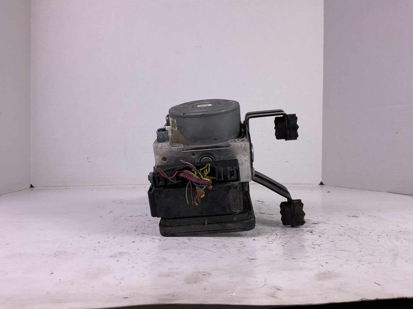 Anti-Lock Brake Pump Module Control Assembly For 2011-2017 BMW 320 SERIES1