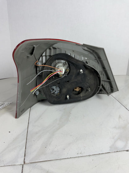 Tail Light Assembly TOYOTA YARIS Right 07 08 09 10 11 124