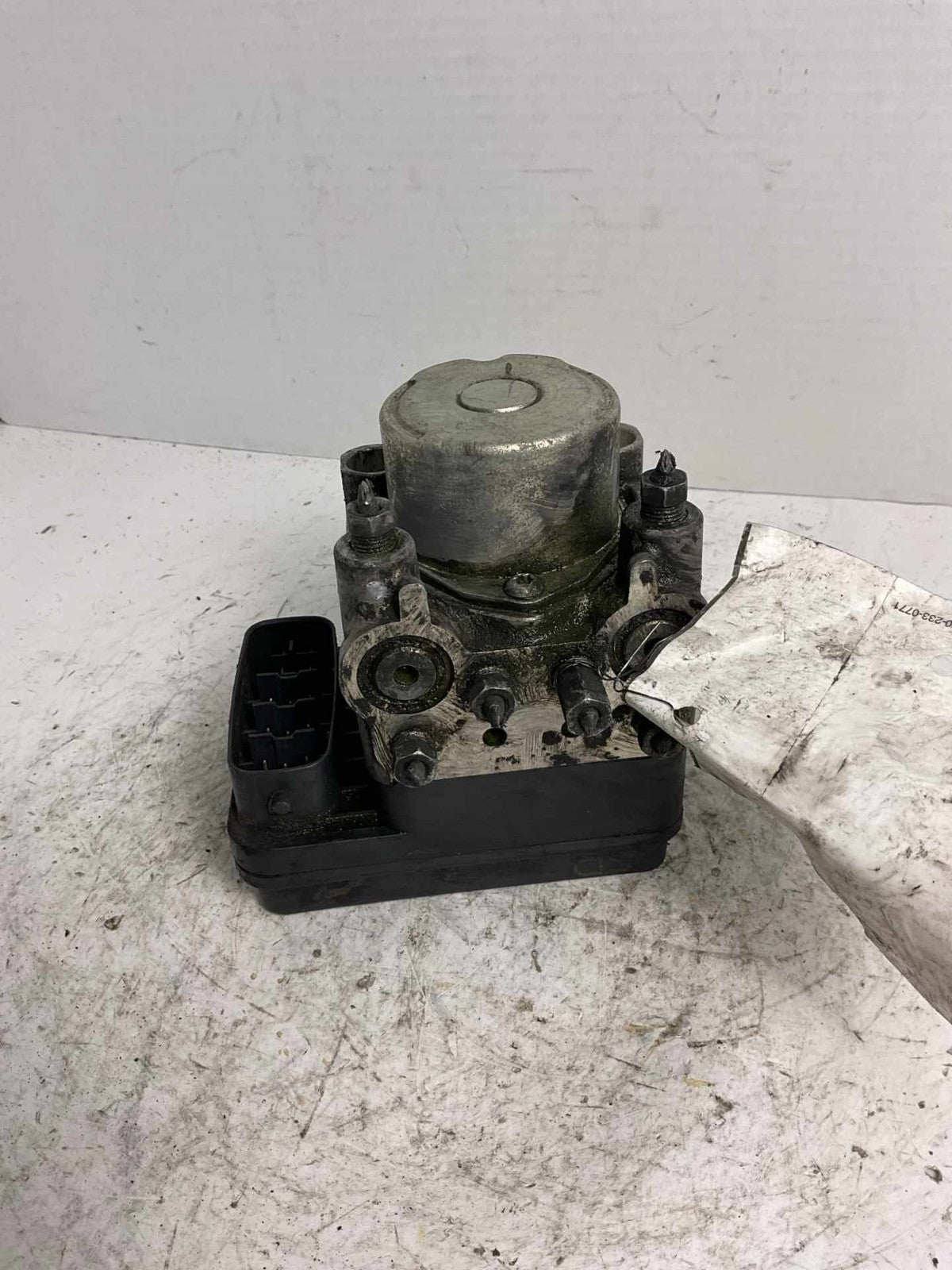 Anti-Lock Brake Pump Module Control Assembly For 2005-2010 SCION TC2