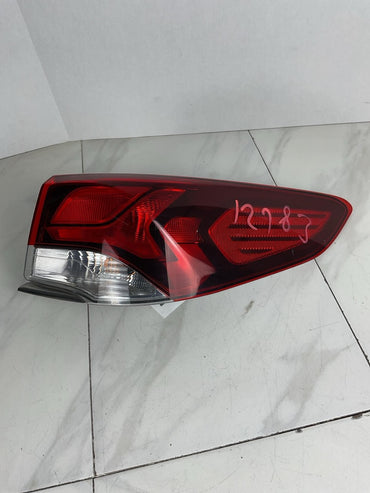 Tail Light Assembly HYUNDAI SONATA Left 18 191