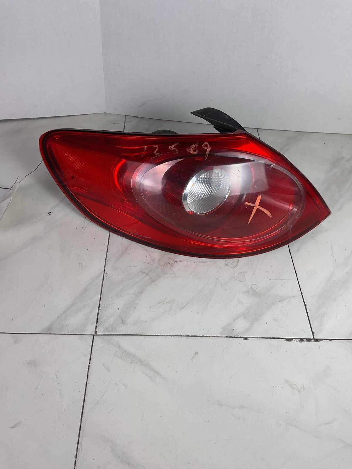 Tail Light Assembly VW CC Left 09 10 11 125