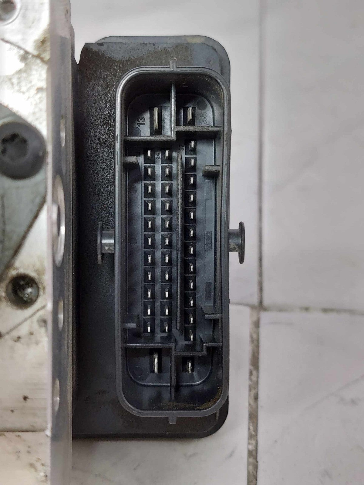 Anti-lock Brake Parts HYUNDAI ELANTRA 17 18 195