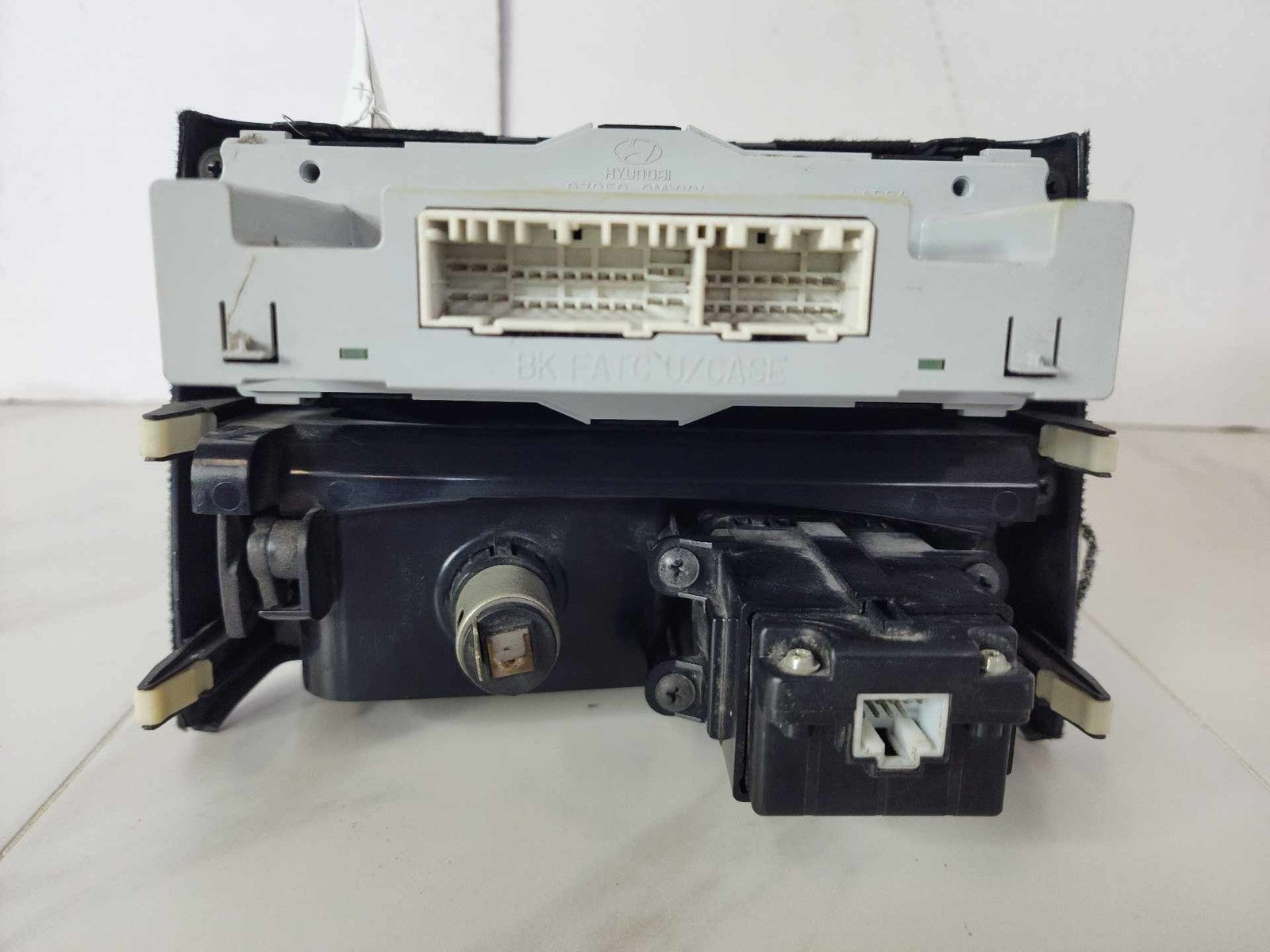 Heater A/c Control HYUNDAI GENESIS 09 10 11 125