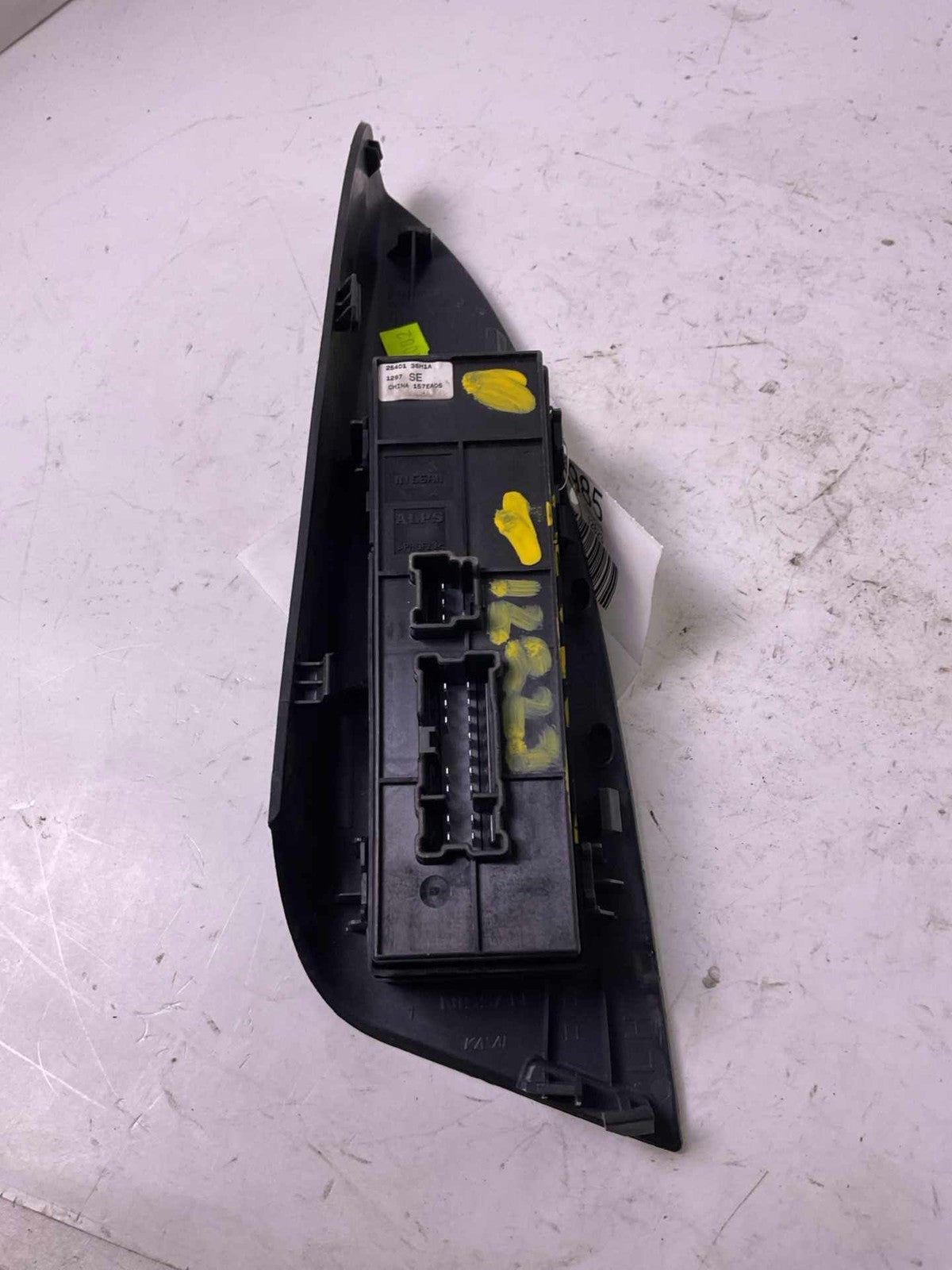 Door Switch Front NISSAN SENTRA 13 14 15 16 17 18 192