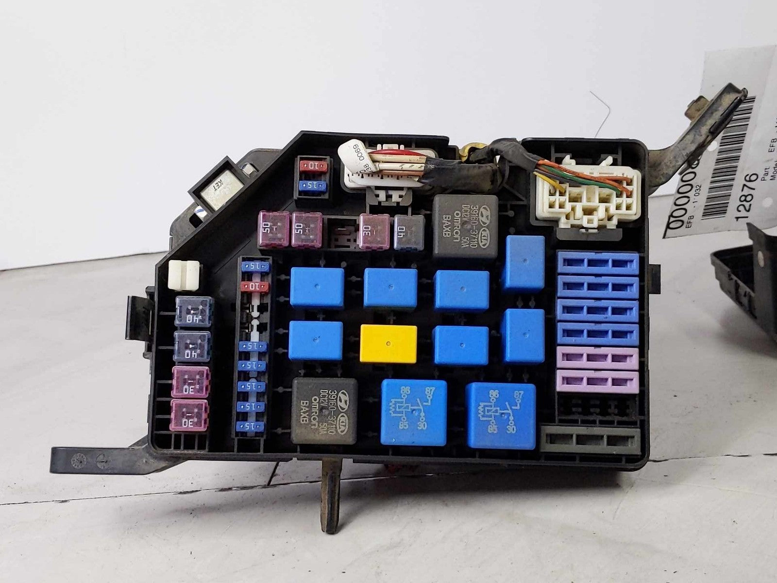 Engine Fuse Box HYUNDAI TUCSON 05 06 07 08 091