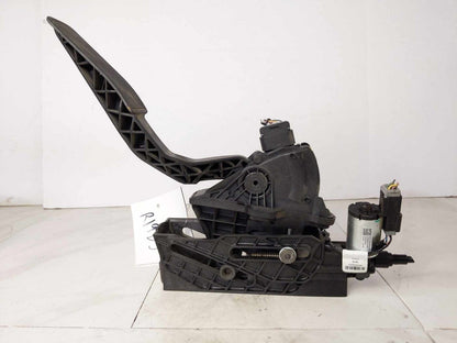 Gas Pedal GMC YUKON 150