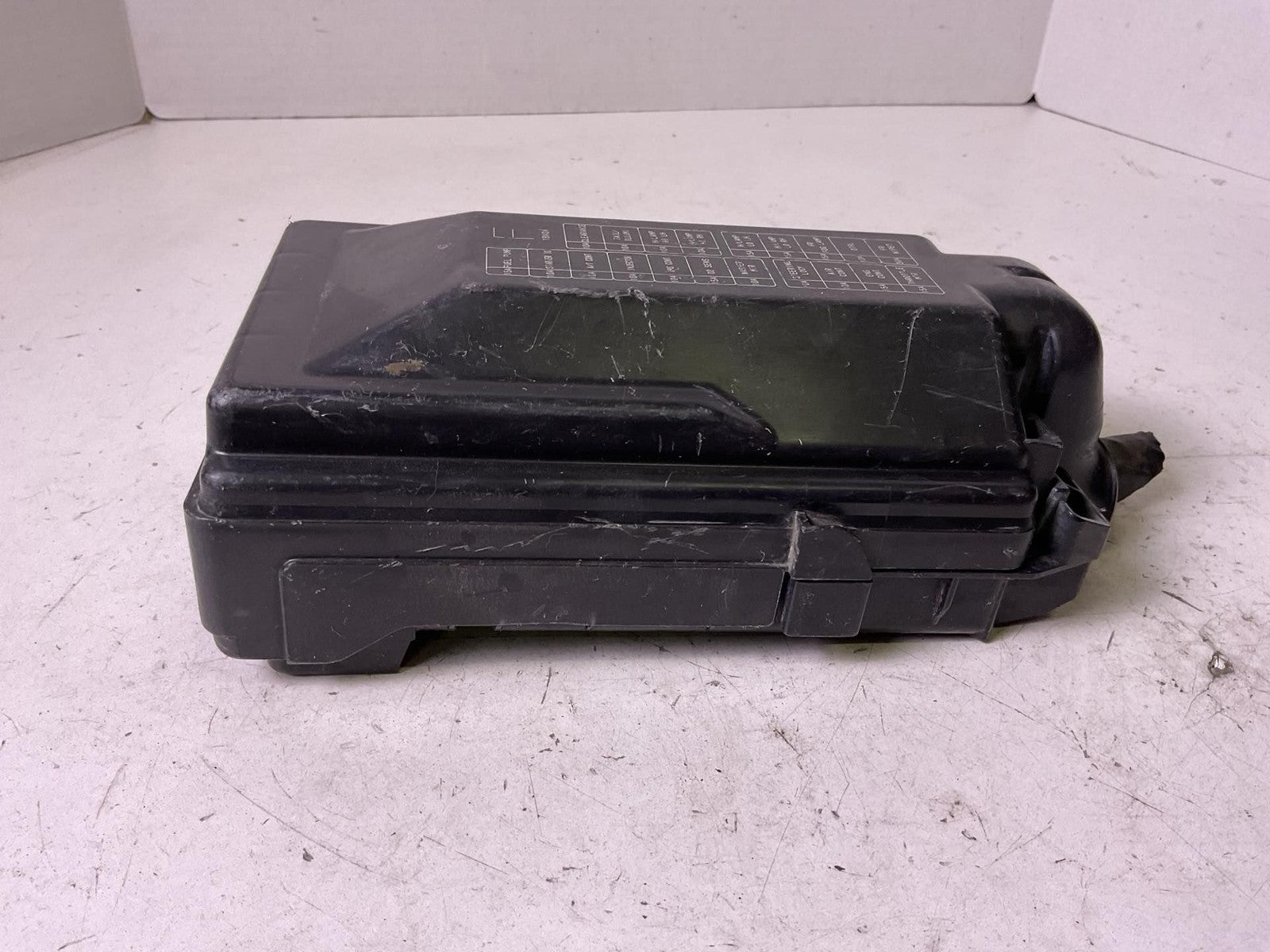 Engine Fuse Box INFINITI G35 07 085