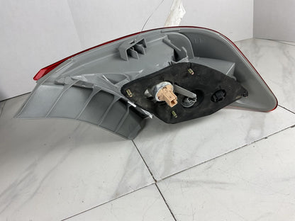 Tail Light Assembly TOYOTA CAMRY Right 12 13 146