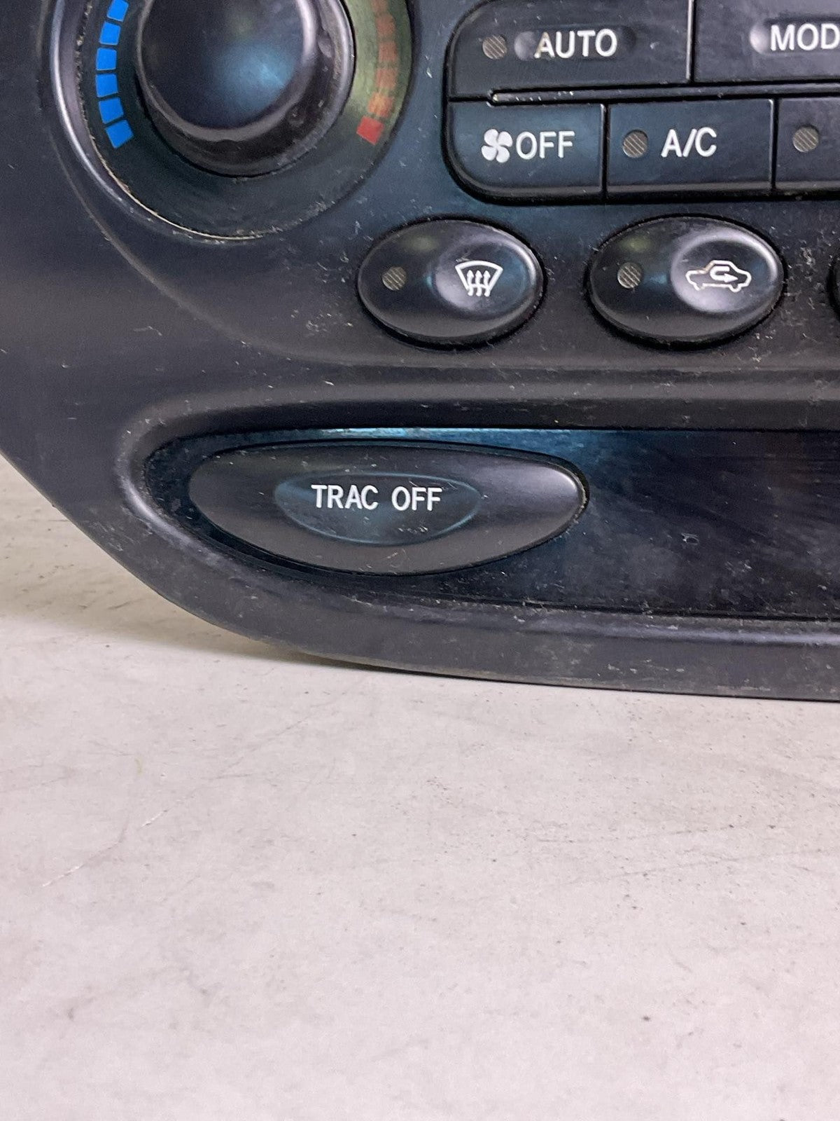 Heater A/c Control TOYOTA SEQUOIA 01 02 03 043