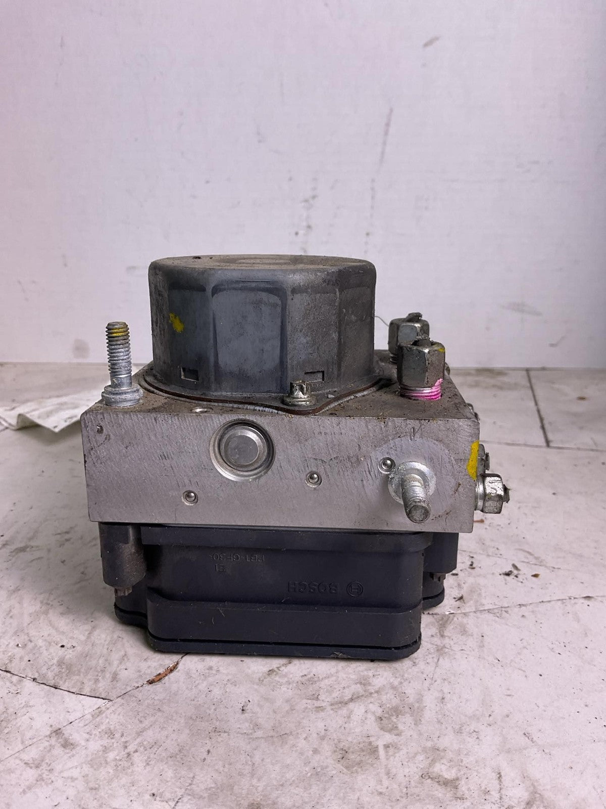 Anti-lock Brake Parts NISSAN VERSA 14 15 16 17 18 193