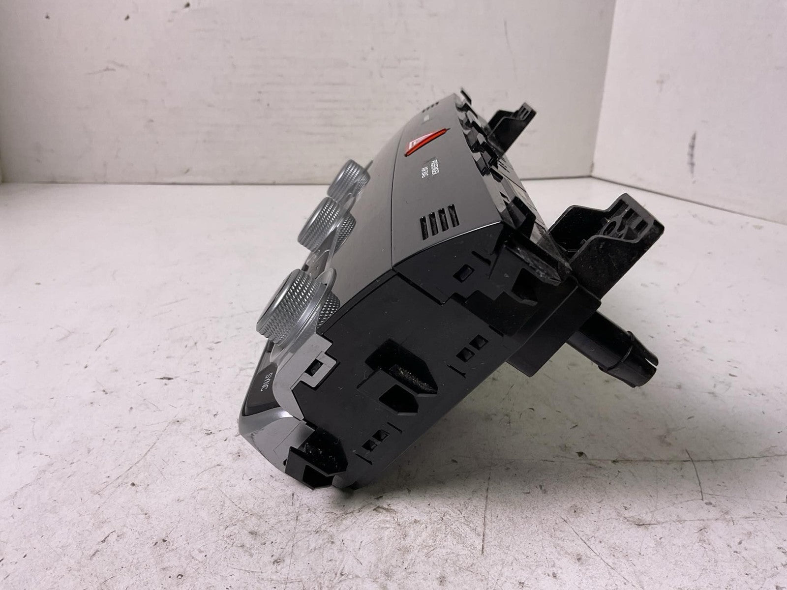 Heater A/c Control HYUNDAI ELANTRA 19 203