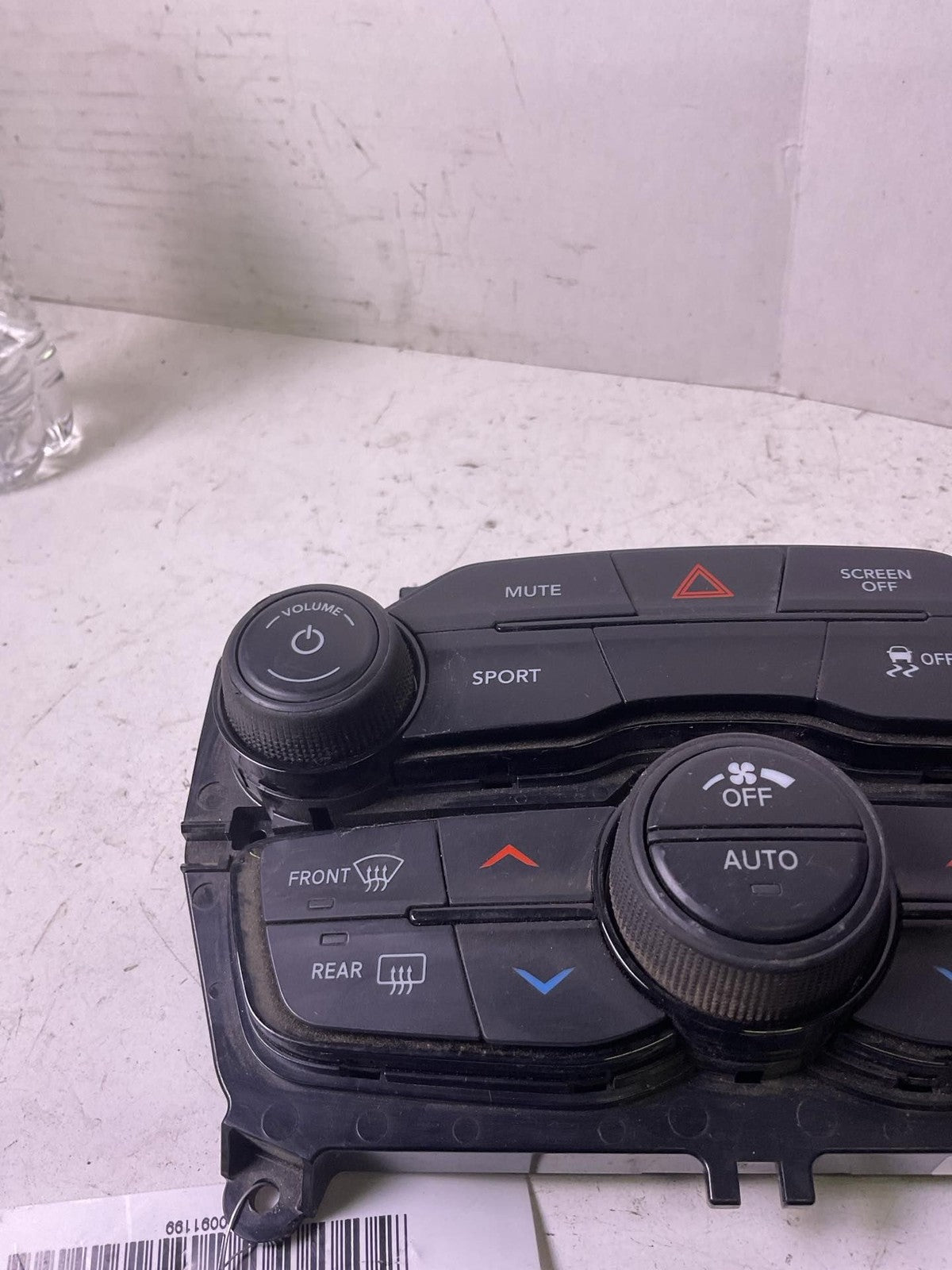 Heater A/c Control DODGE CHALLENGER 17 182